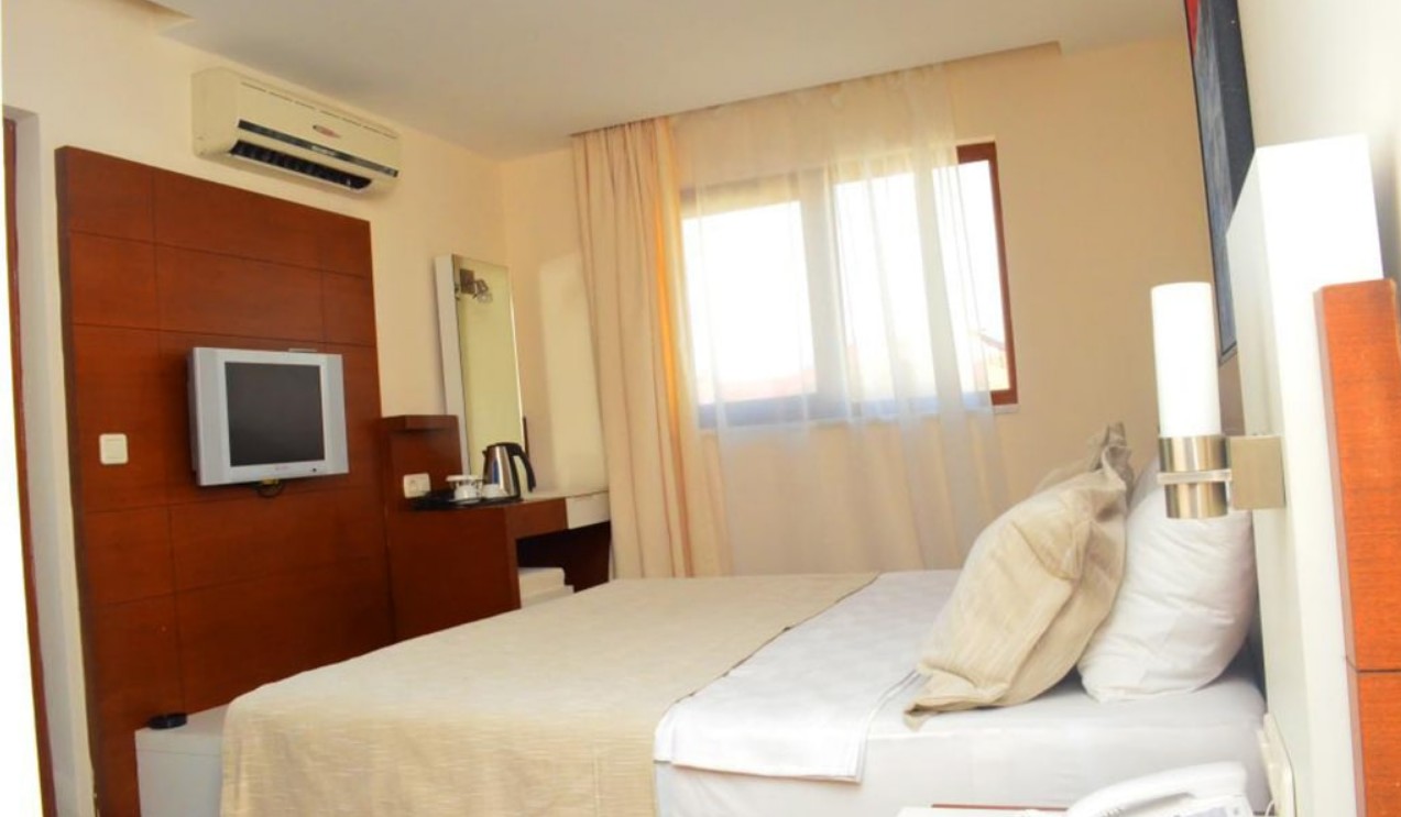 Standard Room, Sunbird Hotel 3*