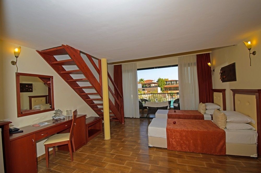 Maisonette First Floor Balcony, Village Mare 4*