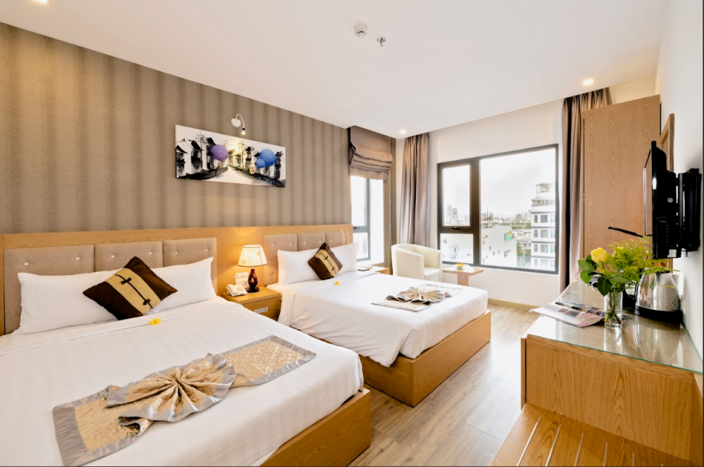 Studio Family, Helios Boutique 3*