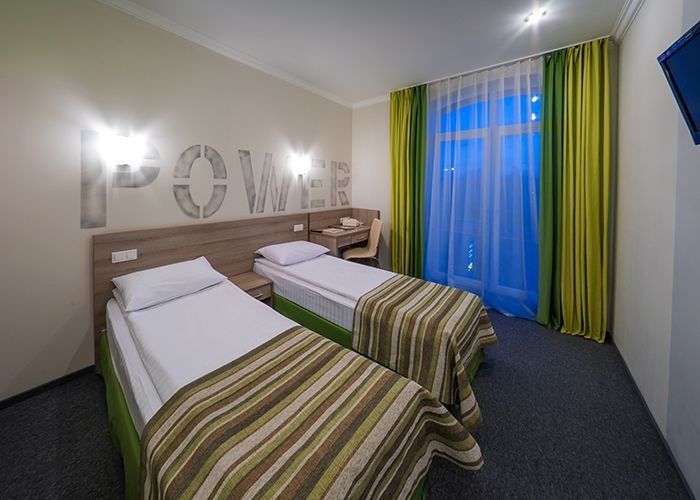 Standart, Raziotel м. Бориспольская 3*