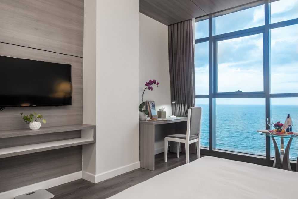 Deluxe CV/OV, Nalod Hotel Danang 5*