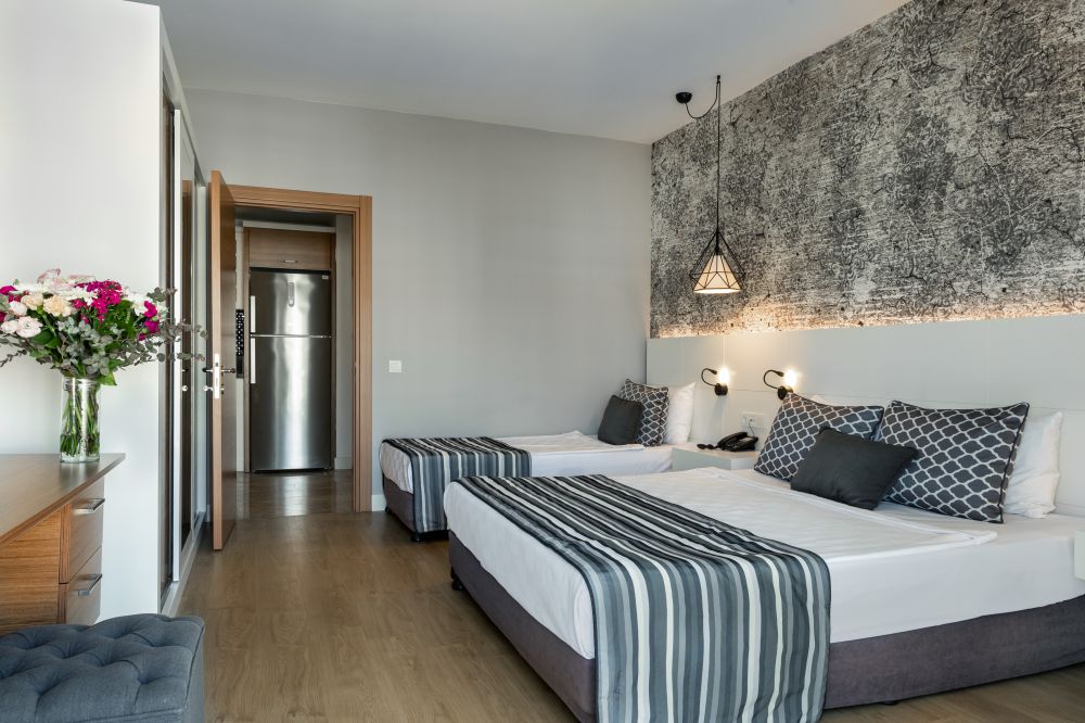 Deluxe Superior Suite, Greenwood Suites Resort (ex. Sherwood Suites Resort) 5*