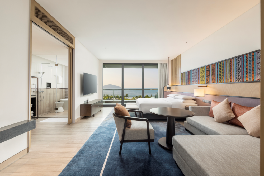 King/Twin Bed Ocean View Club Access, Hyatt Regency Sanya TianLiBay 5*