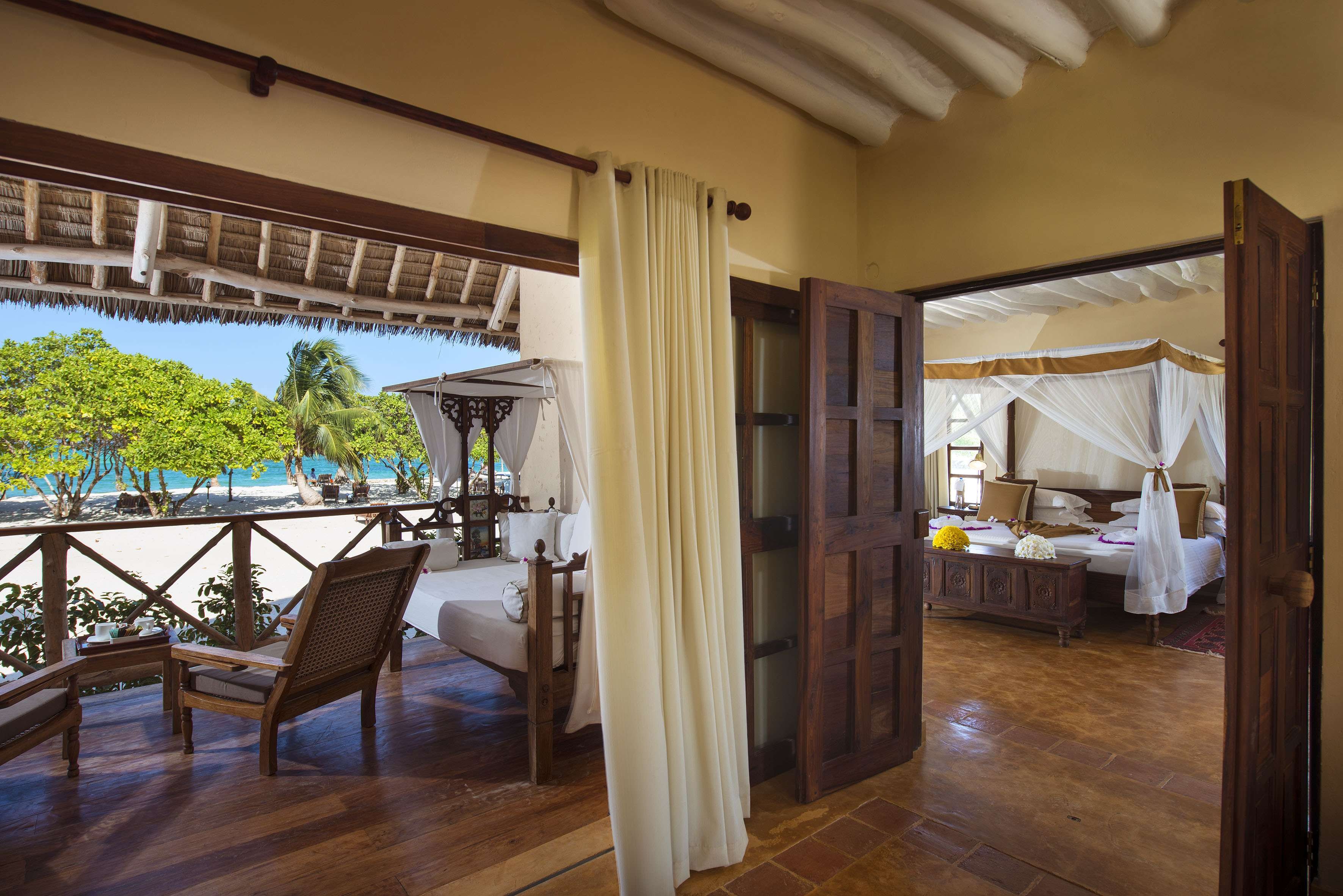 Master Suite, Neptune Pwani Beach Resort & Spa 5*