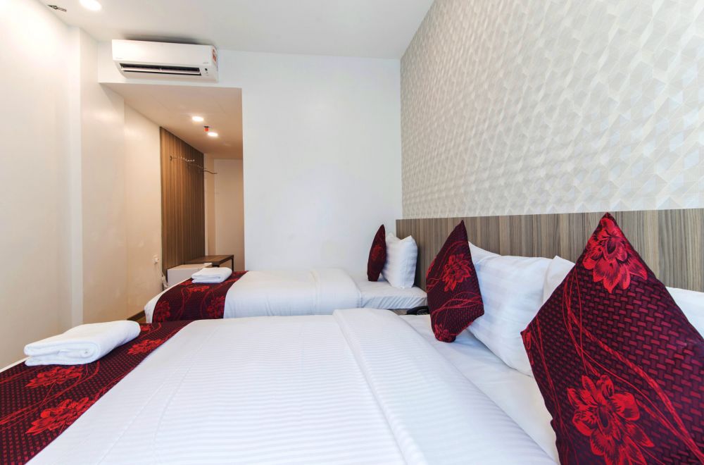 1 Superior Queen & 1 Single, Signature International Hotel China Town 3*