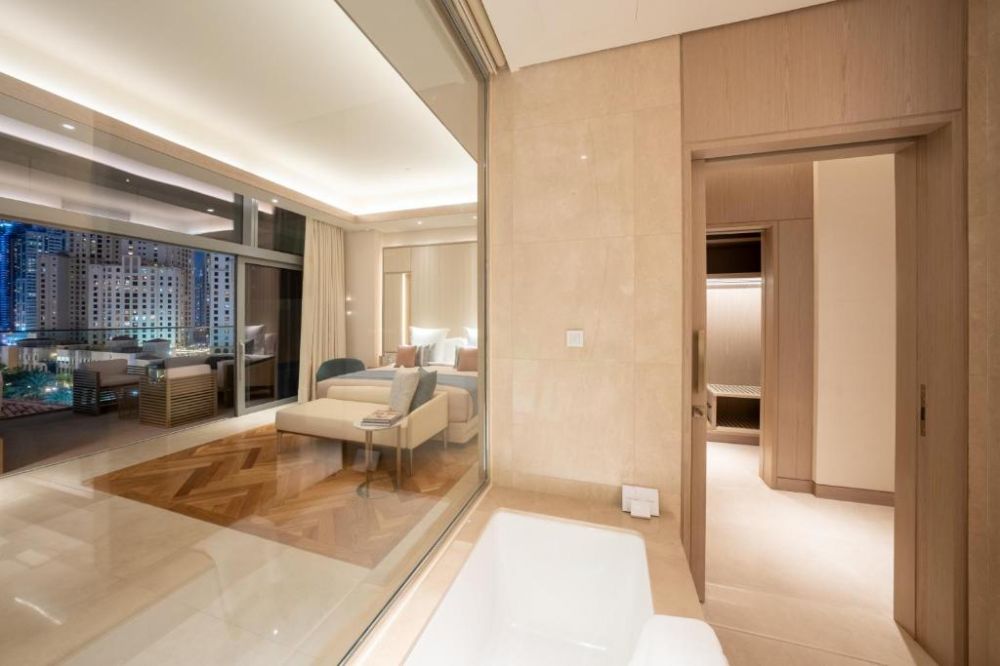 Superior, Five Luxe JBR 5*