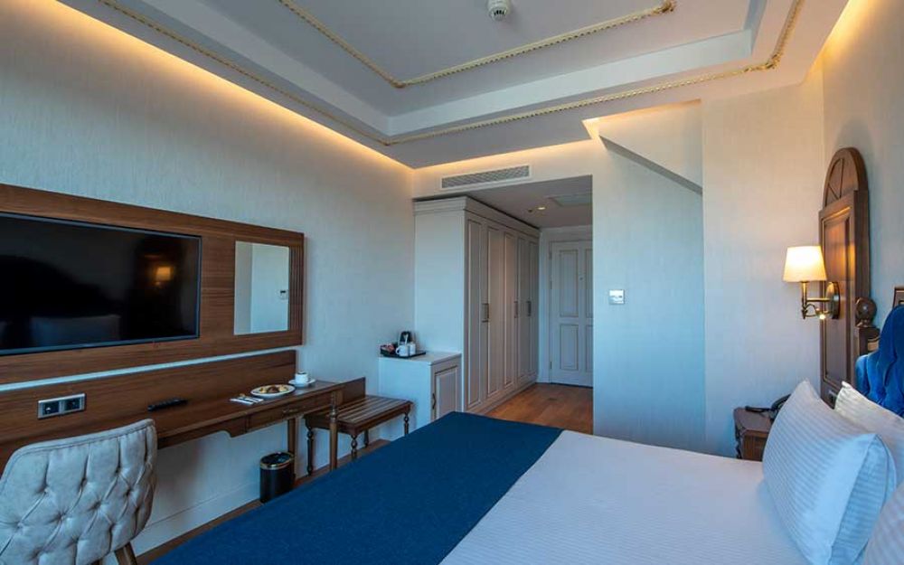 King Room Sea View/ King Room, Nova Plaza Pera 4*