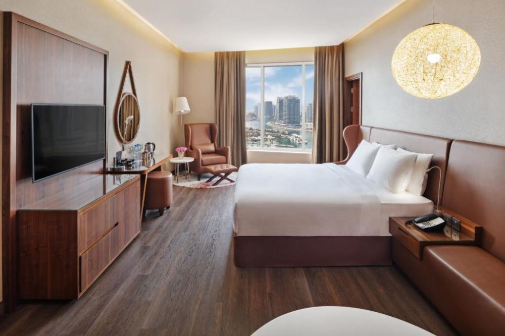 Executive Room, Radisson Blu Hotel Dubai Canal View 4*