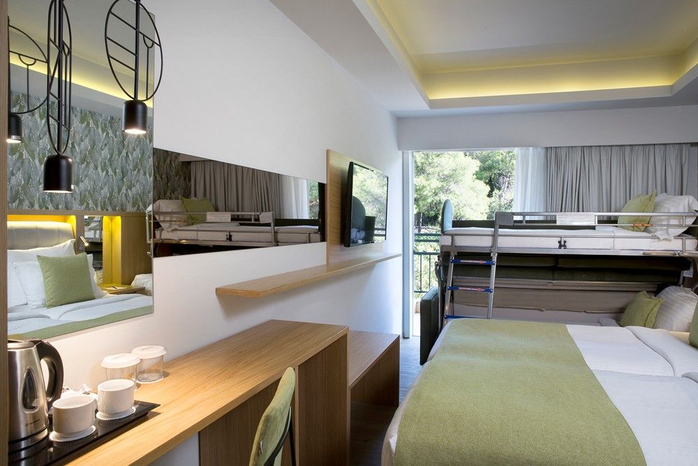 Premium MV, Dolce Athens Attica Riviera 5*