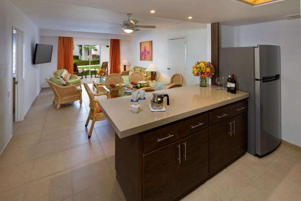 Suite, Beachscape Kin Ha Villas & Suites Cancun 3*