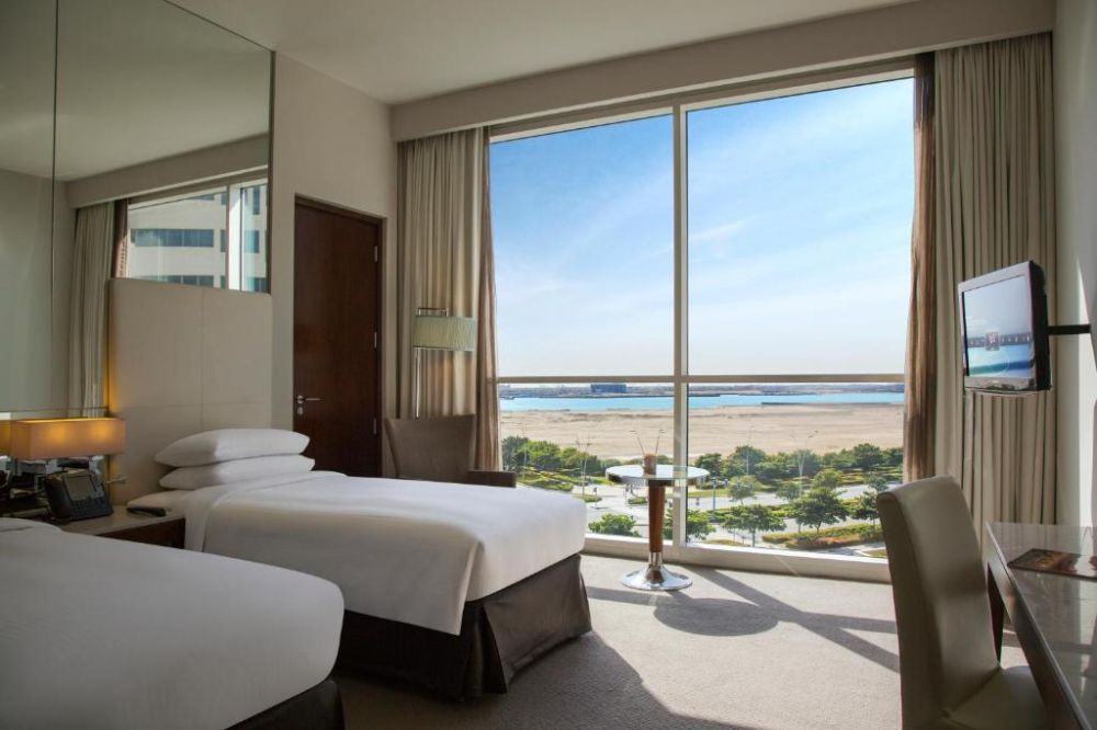 Centro Plus Room, Centro Yas Island Rotana 3*