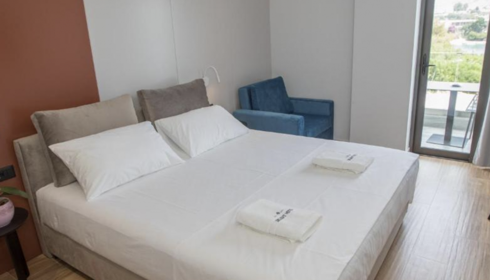 Triple Room, Delight 4*