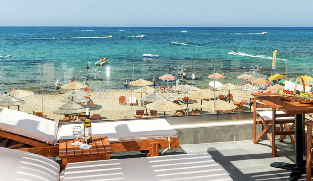 DIAMOND BEACHFRONT SUITE FRONT SEA VIEW, High Beach Hotel 4*