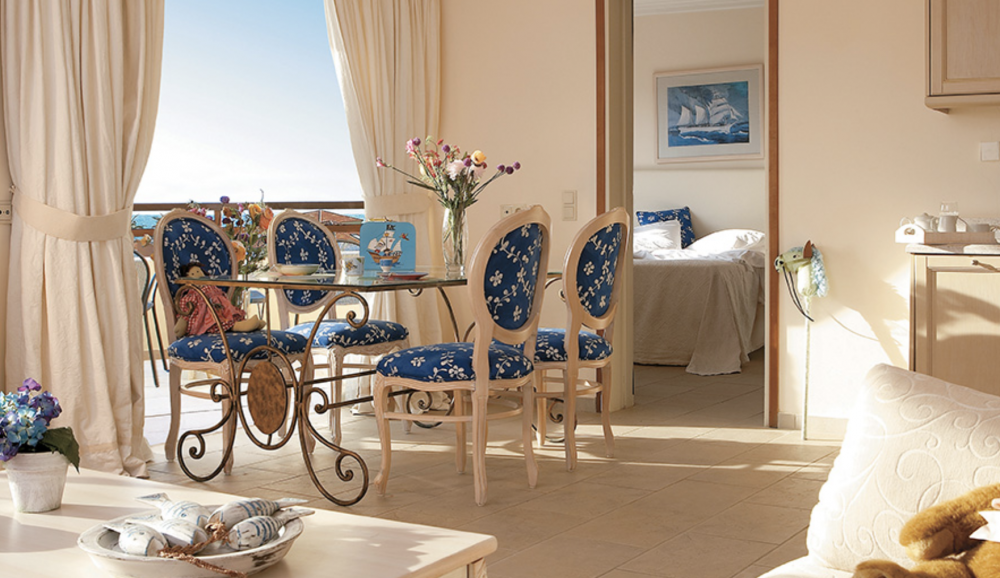 CASA MARINA DELUXE SUITE WITH HYDRO-MASSAGE BATHTUB, Grecotel Marine Palace and Aqua Park 4*