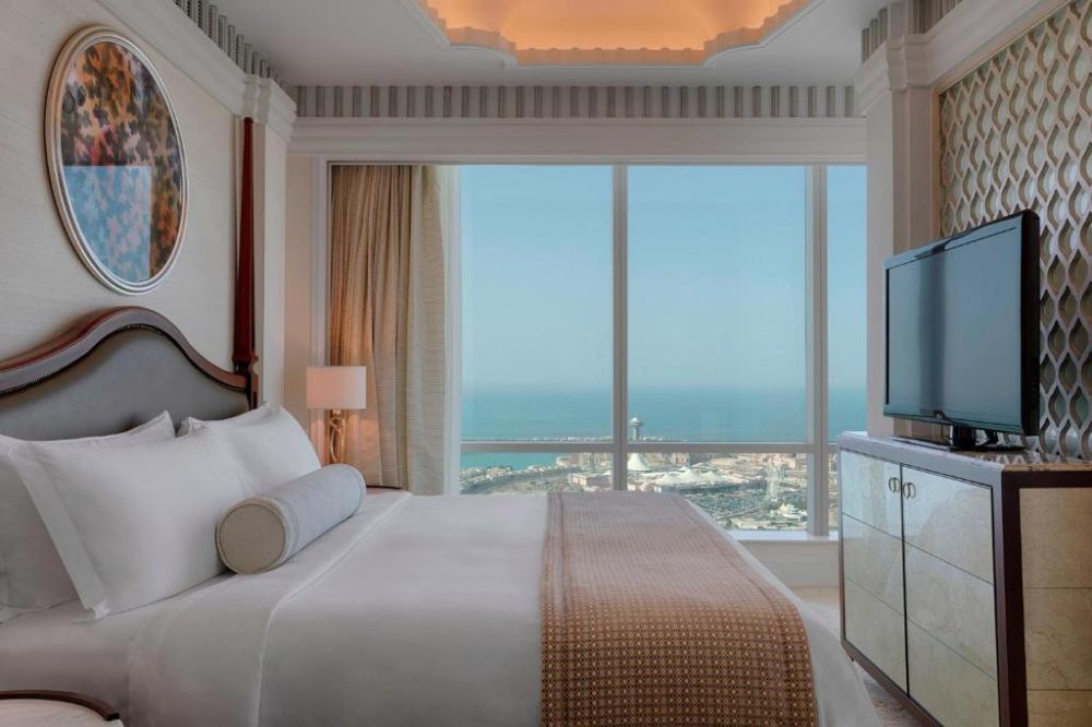 Grand Deluxe Suite, The St. Regis Abu Dhabi 5*