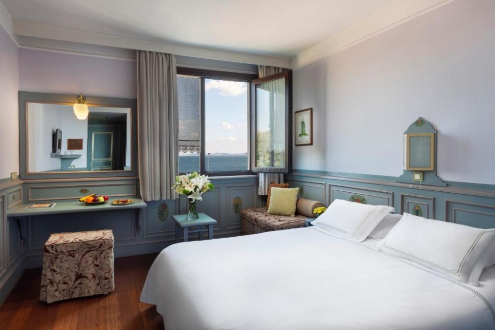 Superior Room, Armada Istanbul Old City Hotel 4*