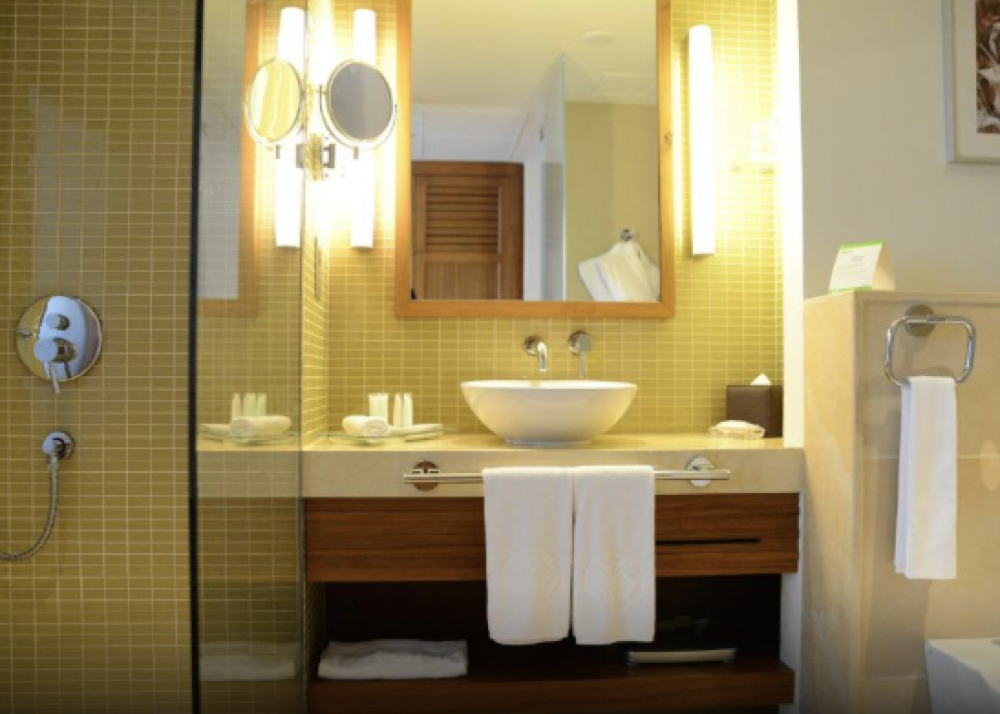 Standard Room (Classic), Yas Island Rotana 4*