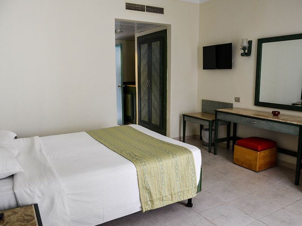 Standard Room, Falcon Hills 3*