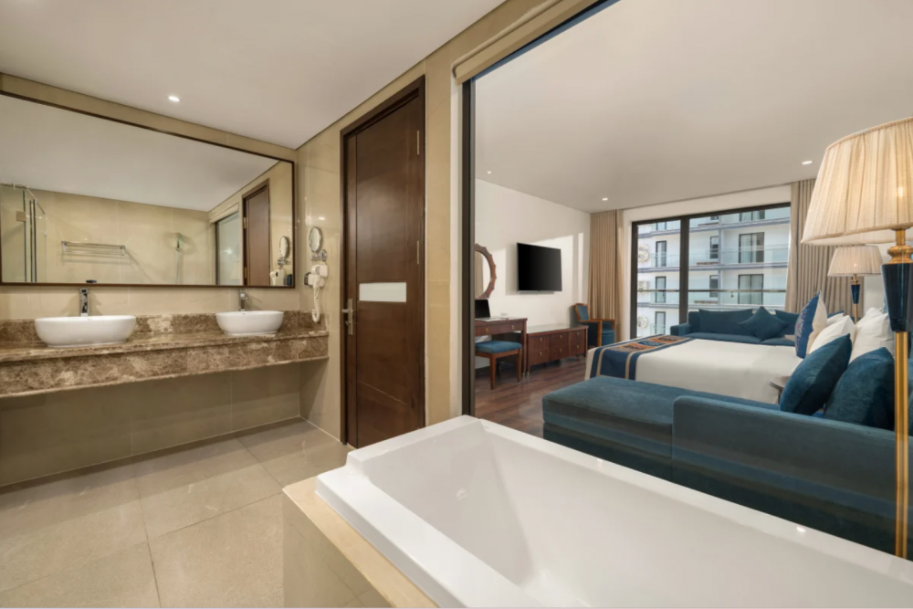 Studio Sea Side, Balcona Hotel Da Nang 4*