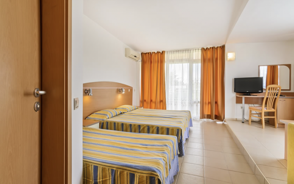 Triple room, Gloria St. Constantine 3*