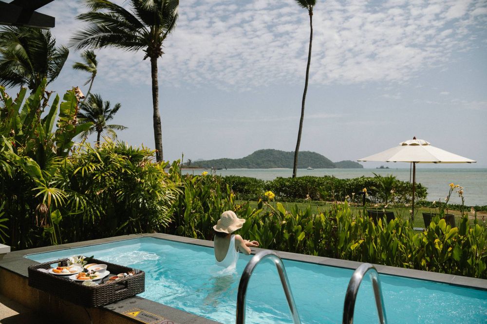 Pool Villa Beachfront, Pullman Phuket Panwa Beach Resort 5*