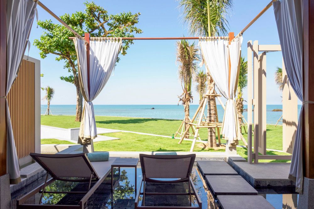 Seafront Pool Villa In Love, The Little Shore Khao Lak by Katathani 5*