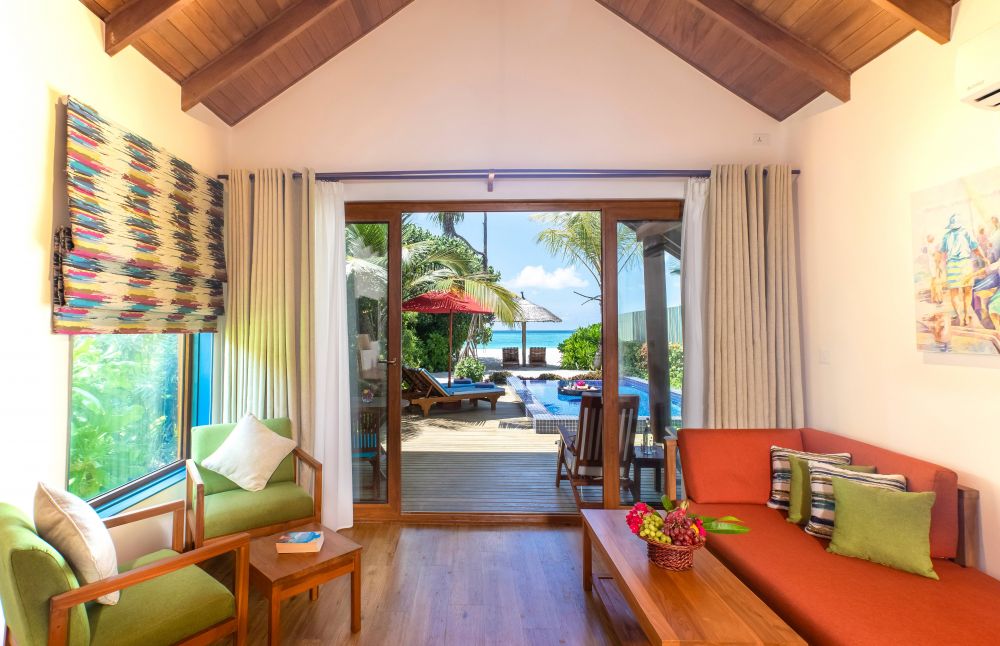 Deluxe Beach Pool Villa, Reethi Faru Resort 4*