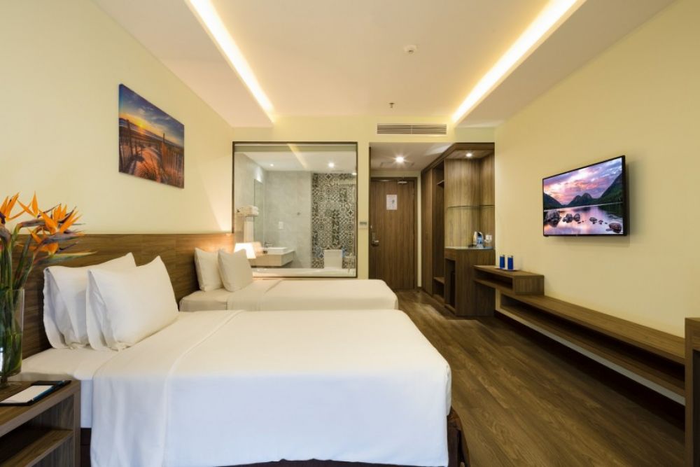 Premier, Xavia Hotel 4*