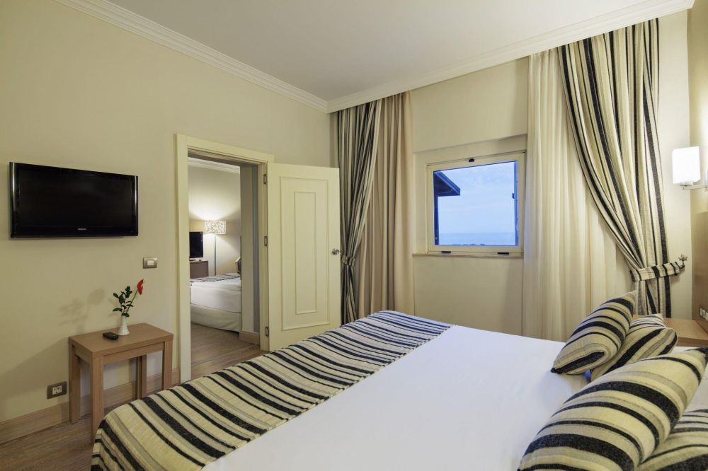 Family Rooms, Crystal Tat Beach Golf Resort & Spa 5*