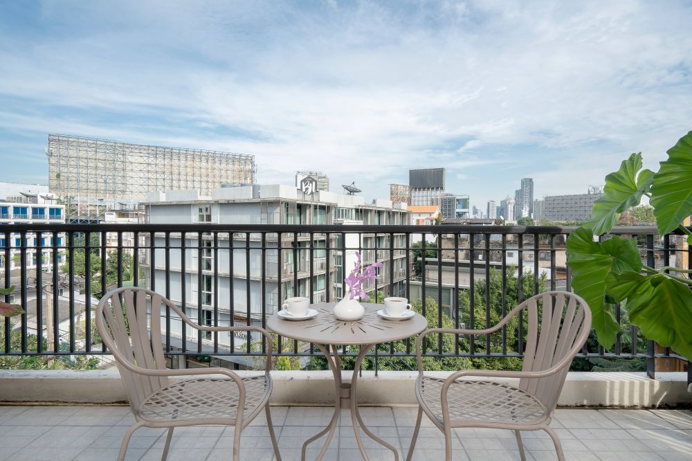 Deluxe Balcony, Hotel De Bangkok 3*