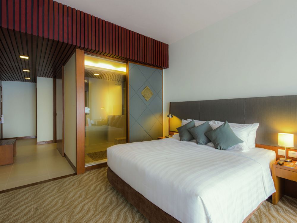 Deluxe Room, Novotel Nha Trang 4*