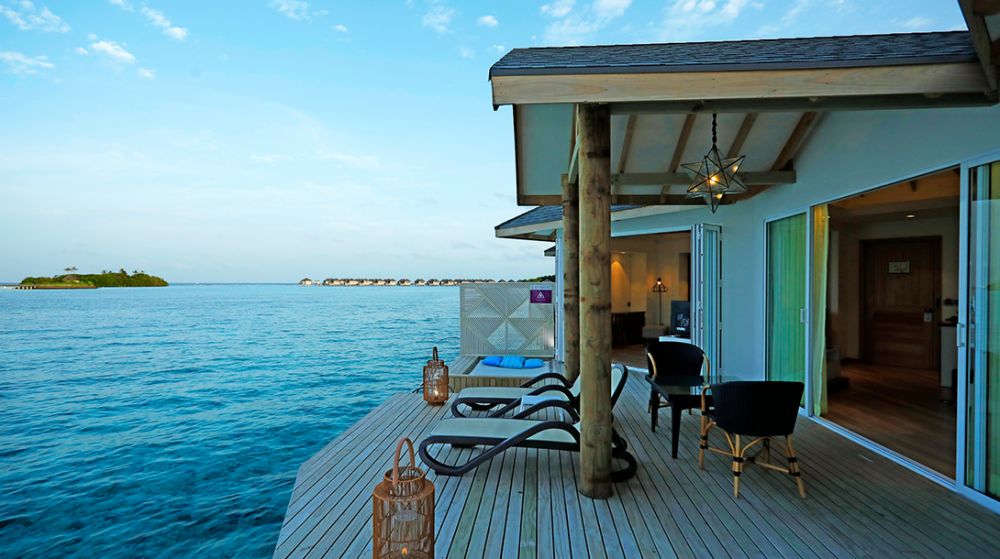 Overwater Suite, Cinnamon Dhonveli Maldives 4*