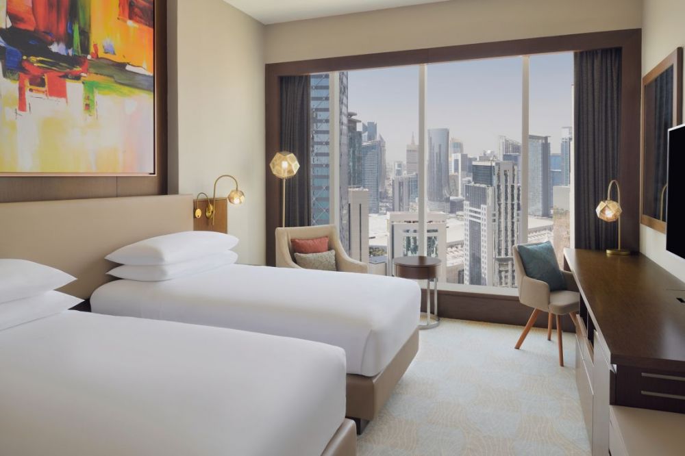 Deluxe Sea View/ City View, Delta Hotels City Center Doha 5*