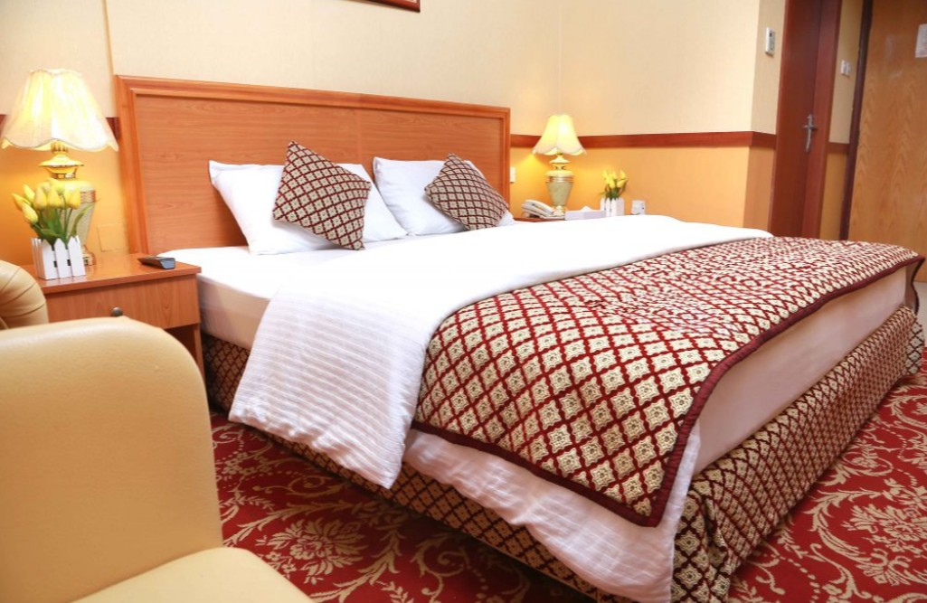 Standard, Sadaf Hotel 3*