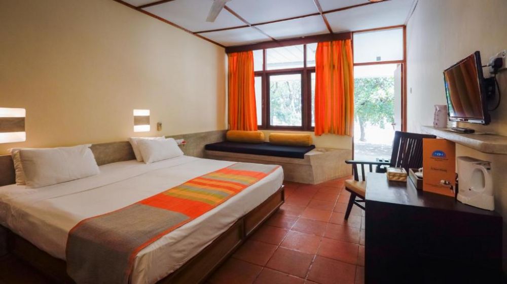 Standard Room, Nilaveli Beach Hotel 3*