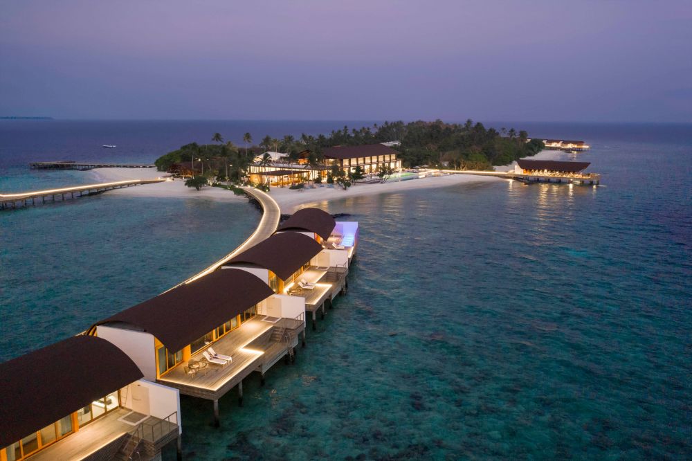 Overwater Villa, The Westin Maldives Miriandhoo Resort 5*