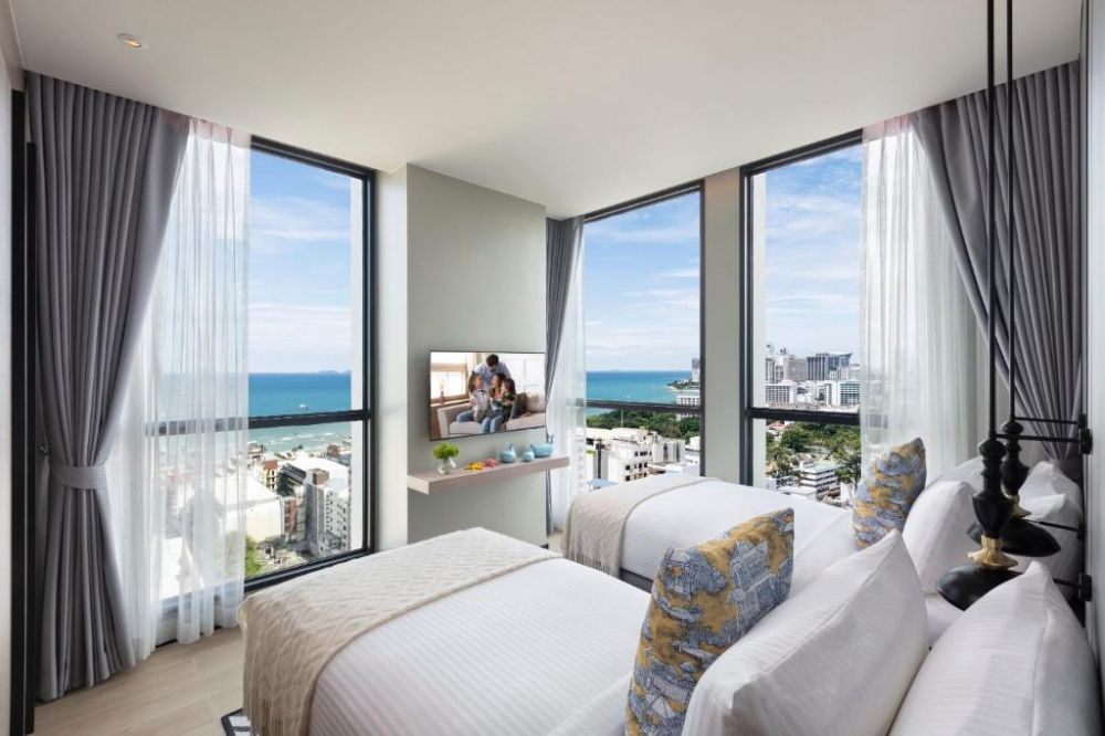 2 bedroom Executive, Somerset Pattaya 4*