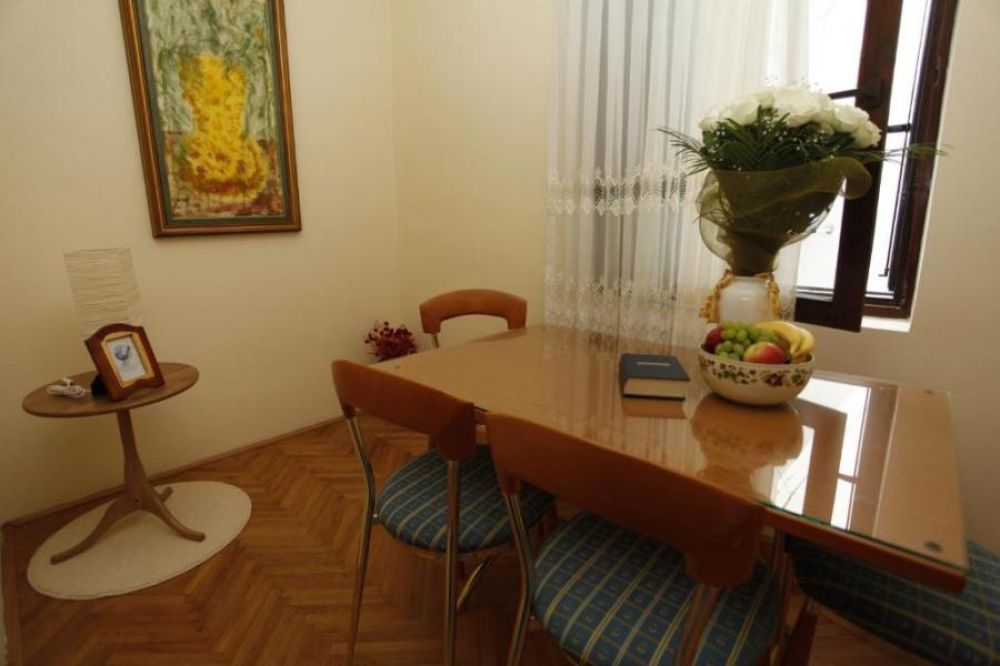 АРР 05+1, Perovic Apartments 4*