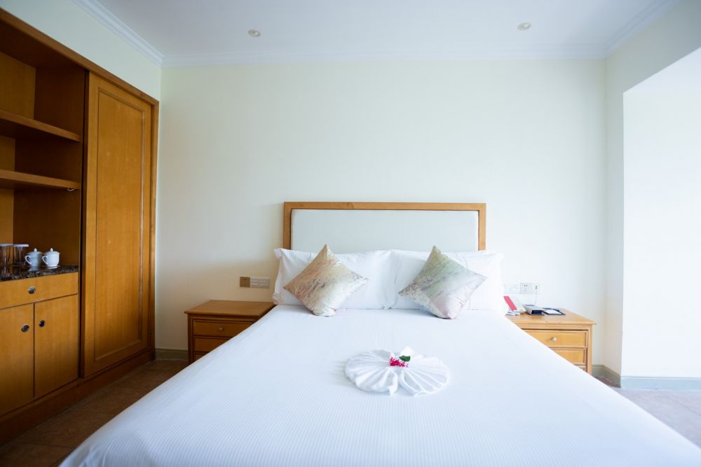 Elegant Garden View Room without balcony Twin/Queen, Golden Palm Resort 4*