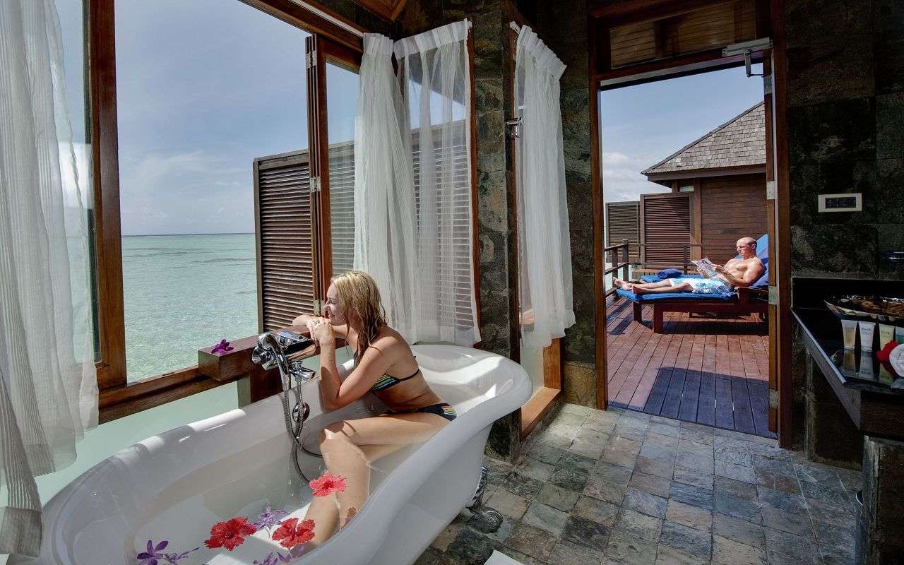 Deluxe Water Villa, Sun Siyam Olhuveli Beach (ex. Olhuveli Beach & Spa Resort) 4*