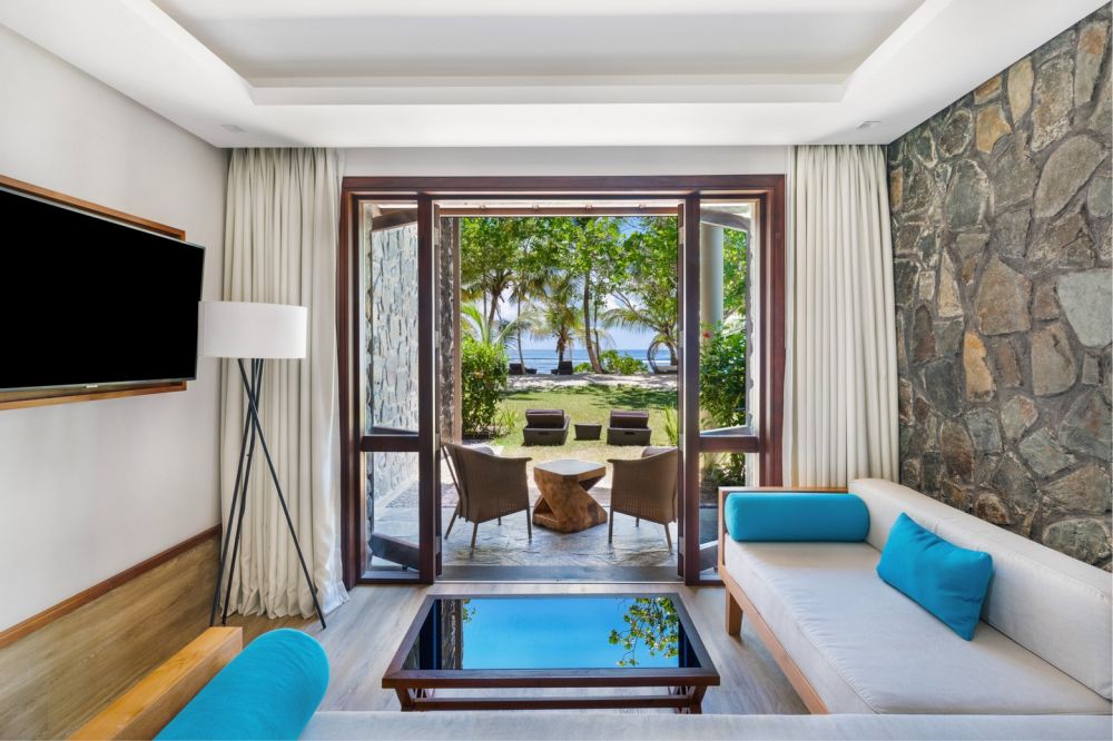 Deluxe Ocean View Garden Room, Kempinski Seychelles Resort 5*