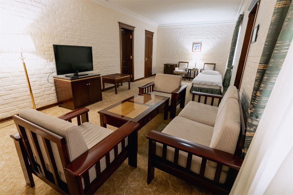 Cottage Room, Sharq 3*