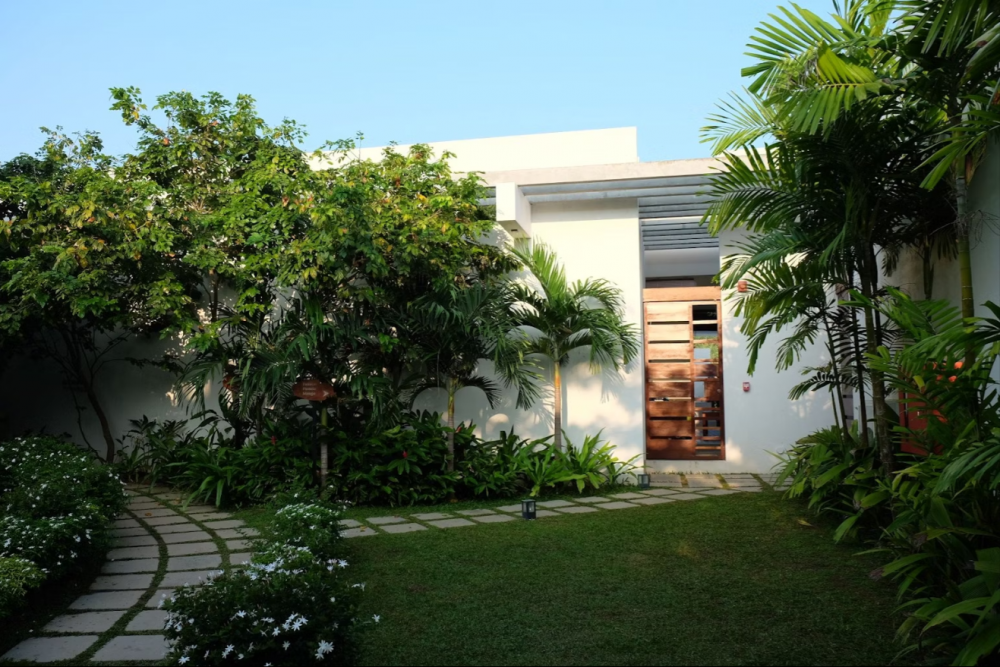 Garden Villa, Calamansi Cove 4*