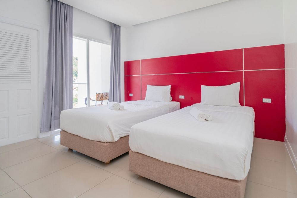 Superior Room, Patong Diamond Hotel 3*