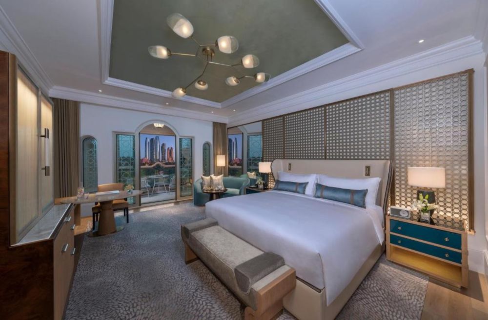 Coral Room, Emirates Palace Mandarin Oriental 5*