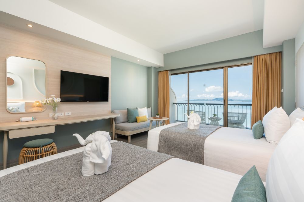 Deluxe Ocean View (Grand Wing 12-й, 14-й этаж), Cosy Beach Hotel 3+