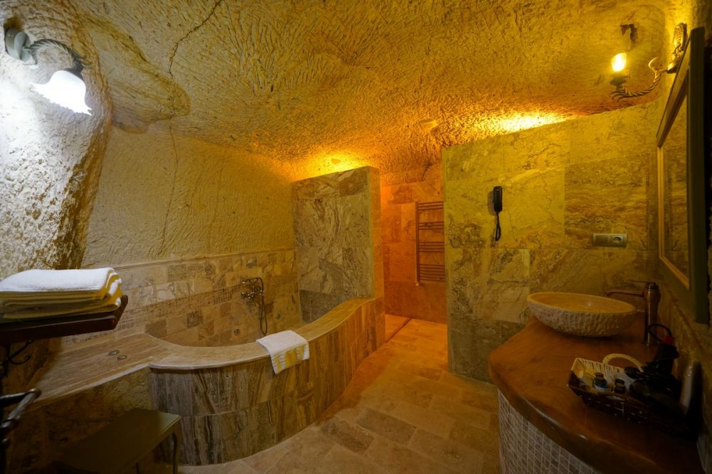 Deluxe, Serenus Cave Suites 4*