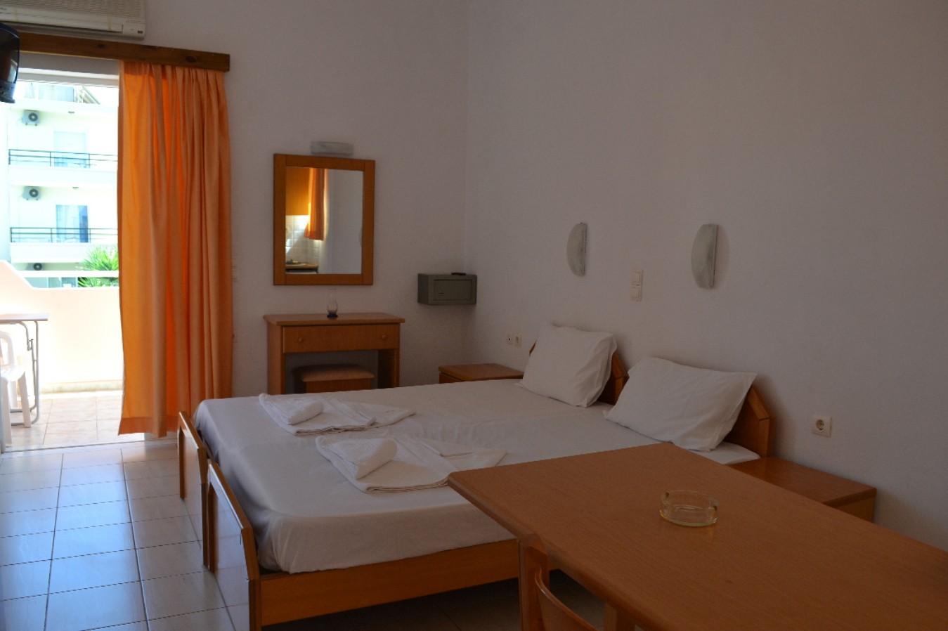 Apartment, Alexandros 3*