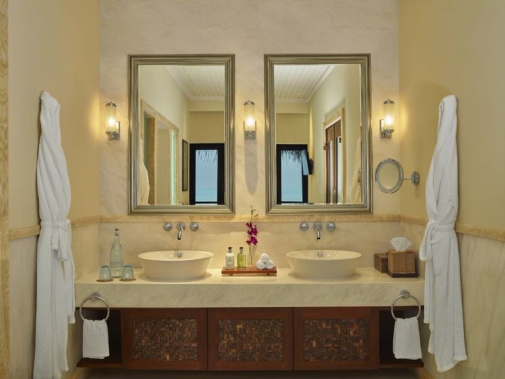 The Rehendi Presidential Overwater Suite, Taj Exotica Resort & Spa 5*