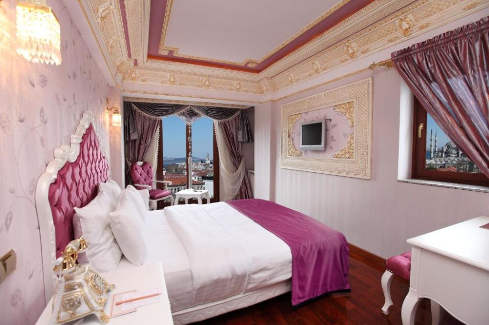 Deluxe Room, Deluxe Golden Horn Hotel 4*